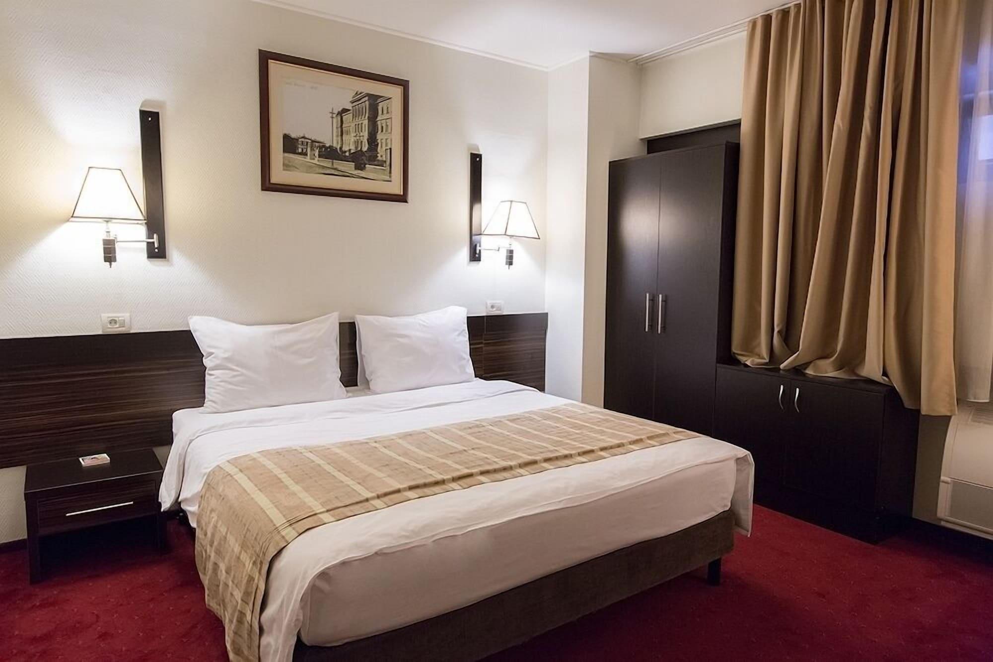 Ramada Iasi City Center Ngoại thất bức ảnh