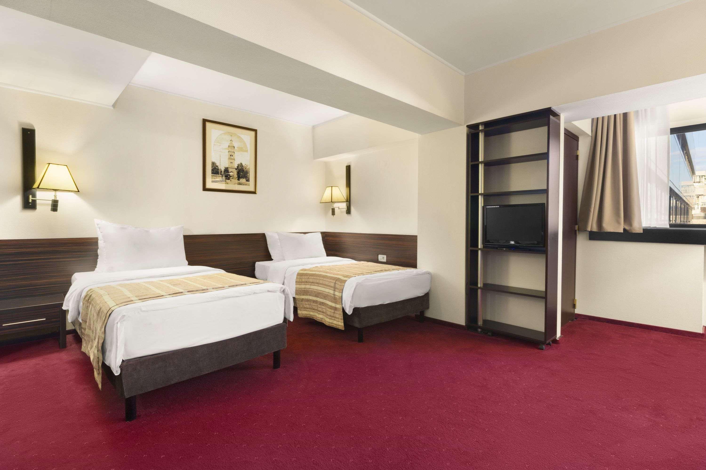 Ramada Iasi City Center Ngoại thất bức ảnh