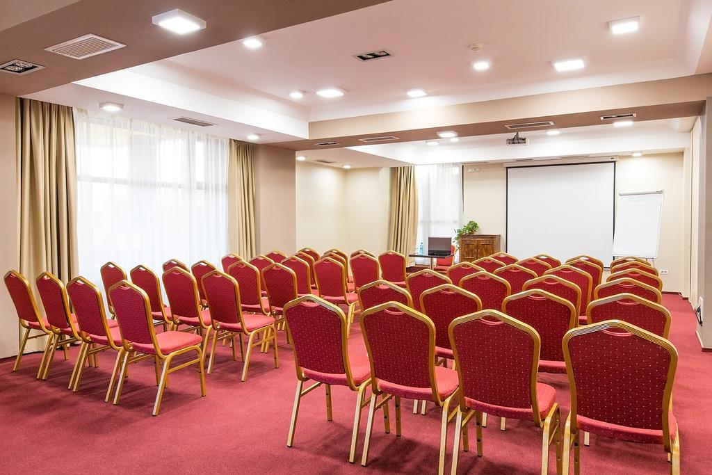 Ramada Iasi City Center Ngoại thất bức ảnh