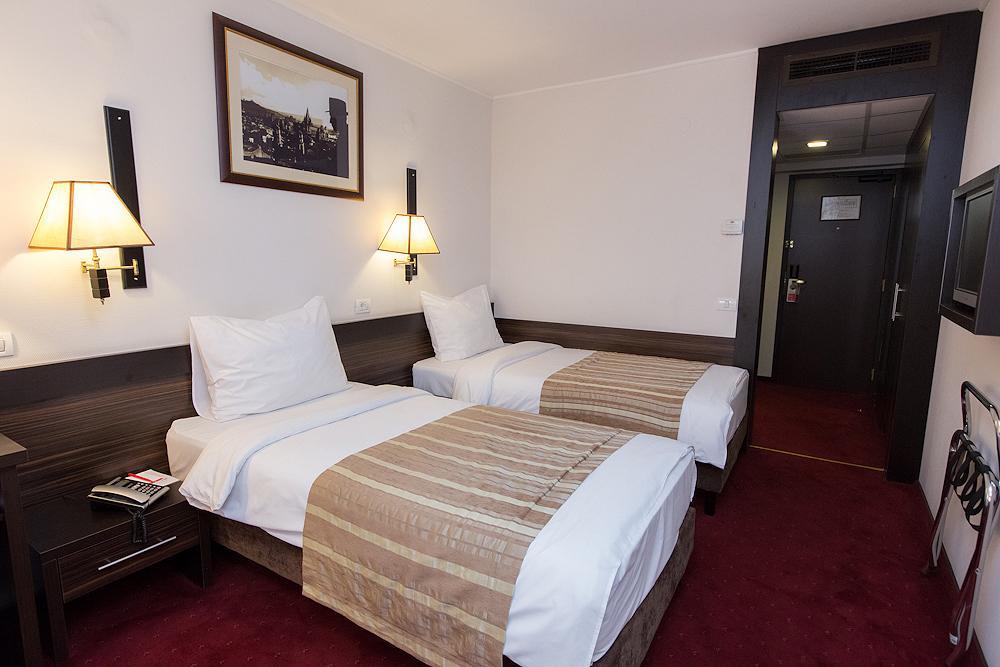 Ramada Iasi City Center Ngoại thất bức ảnh