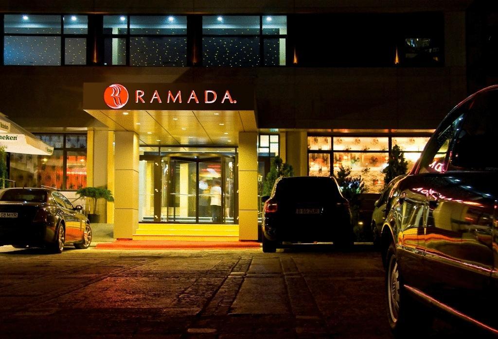 Ramada Iasi City Center Ngoại thất bức ảnh